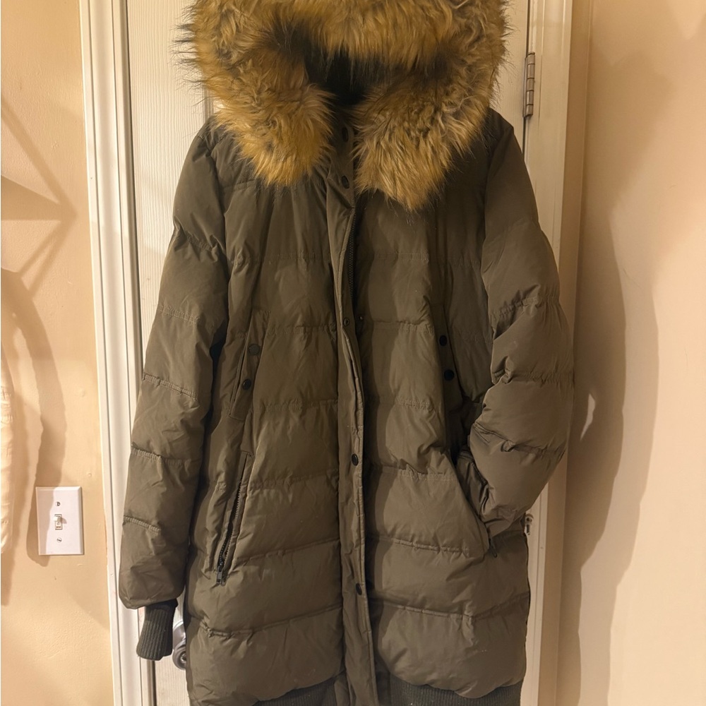 Women's 7 for all Man Kind Goose Down Olive Green Puffer Coat with Faux Fur Hood